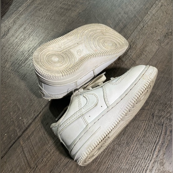 NIKE Air Force 1 Toddler Sneakers - Picture 5 of 5